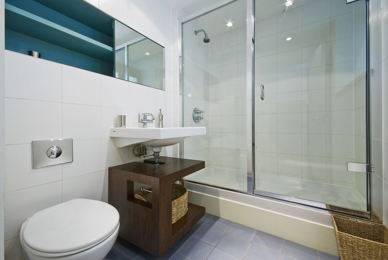 Contemporary Shower Fixtures